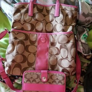 Coach Handbag / matching wallet